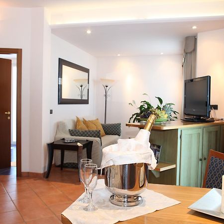 Hotel Plaza Llido Degli Estensi Extérieur photo