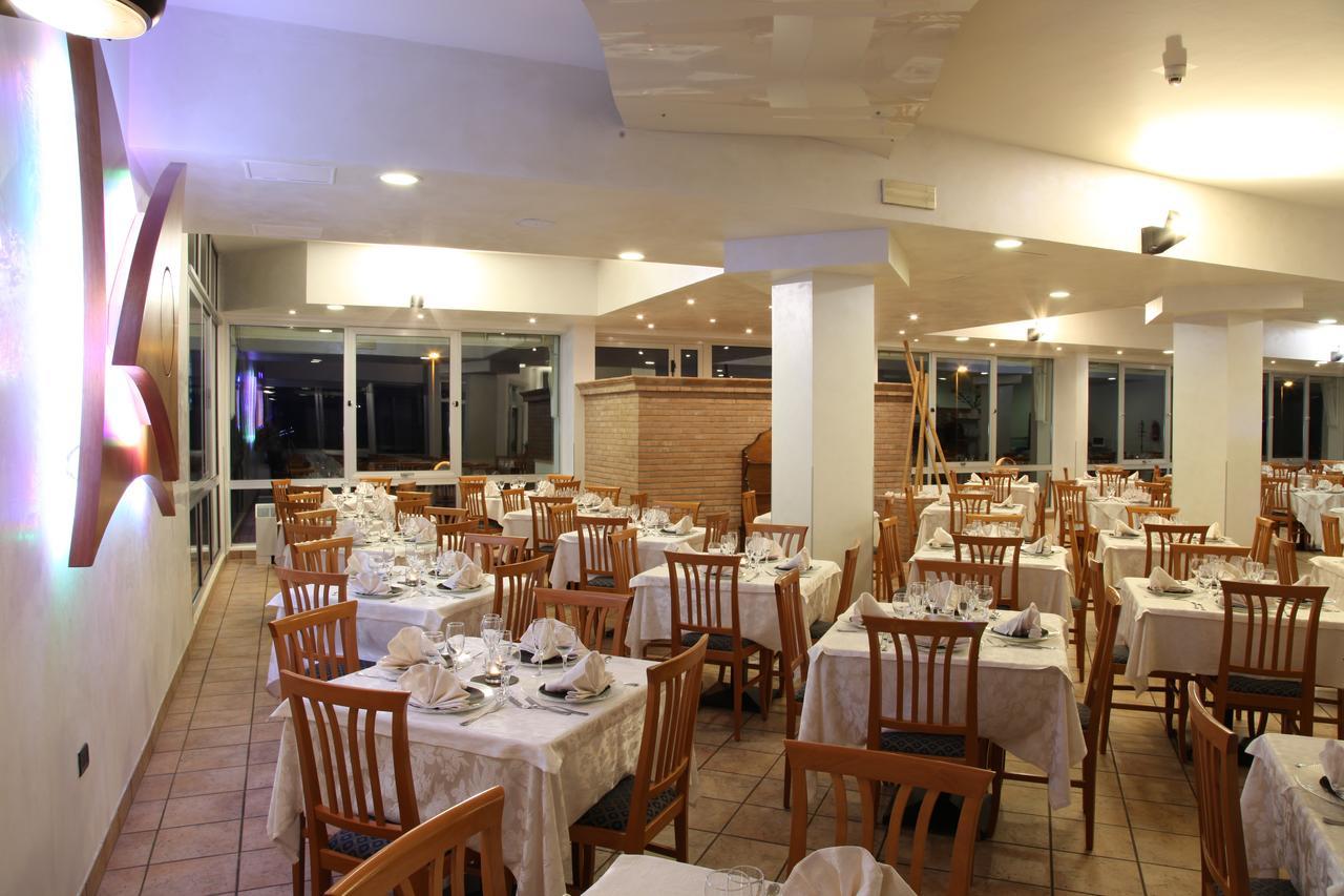 Hotel Plaza Llido Degli Estensi Extérieur photo